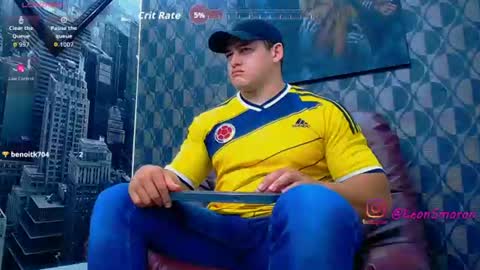 Snapshot of leon_ssmoron chatting on June 18, 2026, 1:17 am Leon Smoron online show from June 18, 2026, 1:17 am