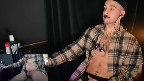 Snapshot of leonardo_grande chatting on December 3, 2024, 3:00 pm Leonardo online show from December 3, 2024, 3:00 pm