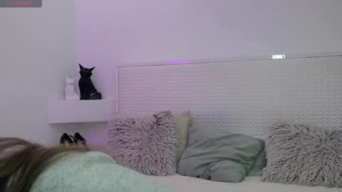 Leone Noir online show from February 13, 2026, 10:55 am