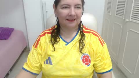 Snapshot of leonela_69 chatting on July 3, 2026, 10:05 pm leonela online show from July 3, 2026, 10:05 pm