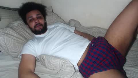 Snapshot of leonevans33 chatting on February 3, 2026, 9:31 pm LSE online show from February 3, 2026, 9:31 pm