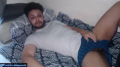 Snapshot of leonevans33 chatting on February 19, 2026, 3:08 pm LSE online show from February 19, 2026, 3:08 pm