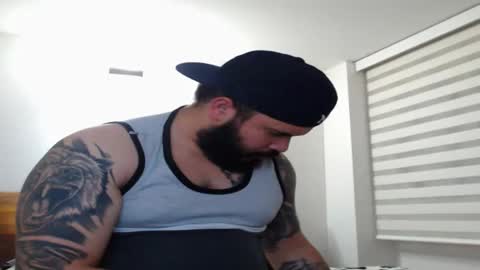 leonidas_murfi71 online show from March 12, 2025, 12:10 am