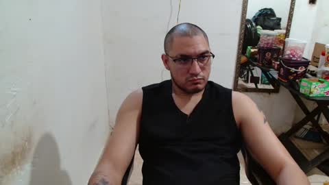 Snapshot of leonino231 chatting on September 24, 2025, 4:32 pm leonino231 online show from September 24, 2025, 4:32 pm