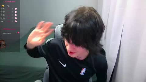 Snapshot of leonkissboy chatting on March 2, 2026, 3:30 pm leonkissboy online show from March 2, 2026, 3:30 pm