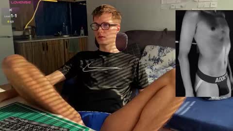 Leon online show from February 28, 2026, 7:53 am