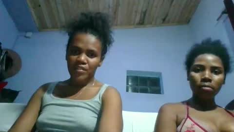 leonnida online show from April 1, 2026, 6:05 pm