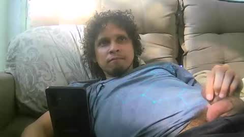 Snapshot of leonnxv chatting on March 5, 2025, 11:17 am leonnxv online show from March 5, 2025, 11:17 am