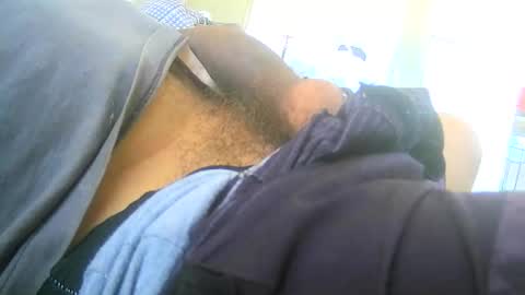 Snapshot of leonnxv chatting on October 31, 2025, 6:09 pm leonnxv online show from October 31, 2025, 6:09 pm