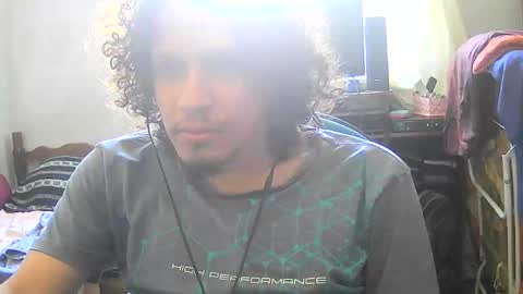 Snapshot of leonnxv chatting on November 5, 2025, 12:27 pm leonnxv online show from November 5, 2025, 12:27 pm