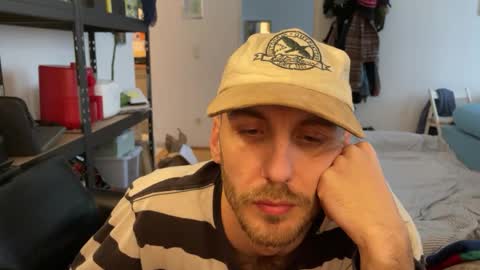 Snapshot of leonvampire chatting on December 14, 2025, 11:04 am Leon online show from December 14, 2025, 11:04 am