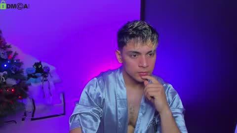 Snapshot of leotomodachi chatting on December 21, 2024, 3:25 am Erosmoncheri online show from December 21, 2024, 3:25 am