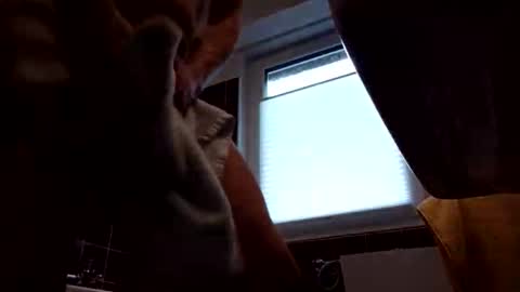 leoxxx732698 online show from February 24, 2026, 8:34 am