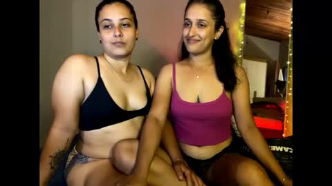 Snapshot of lesbiancouplebrazil2025 chatting on February 23, 2026, 6:16 pm lesbiancouplebrazil2025 online show from February 23, 2026, 6:16 pm