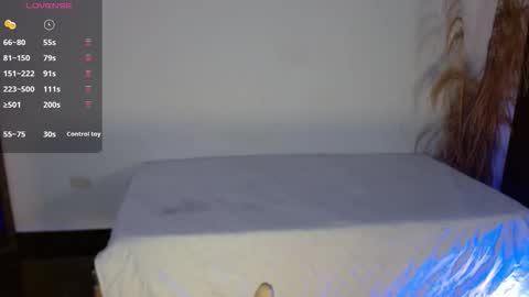 Leslie online show from September 22, 2025, 1:02 pm