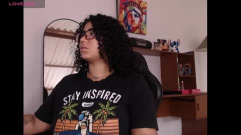 Snapshot of leslycarsson chatting on May 17, 2026, 5:42 pm lesly online show from May 17, 2026, 5:42 pm