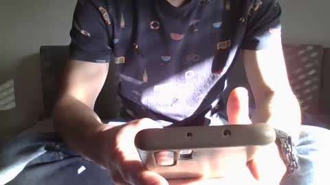 Snapshot of lestaro chatting on February 24, 2026, 1:53 pm neoglo online show from February 24, 2026, 1:53 pm