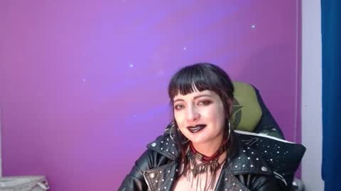 Snapshot of lestatdlion chatting on December 21, 2024, 1:58 am lestatdlion online show from December 21, 2024, 1:58 am