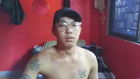 lesteryooo online show from March 31, 2026, 7:42 am