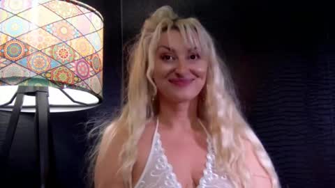 leticiareys online show from March 6, 2026, 2:02 pm