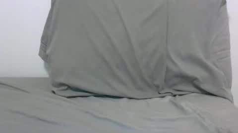 lets_play143 online show from June 21, 2026, 5:54 am