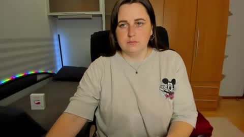 Naomi online show from July 21, 2026, 6:38 am