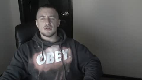 lev1ngston online show from December 15, 2024, 6:26 pm