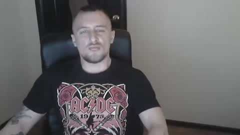 lev1ngston online show from January 7, 2025, 3:44 pm