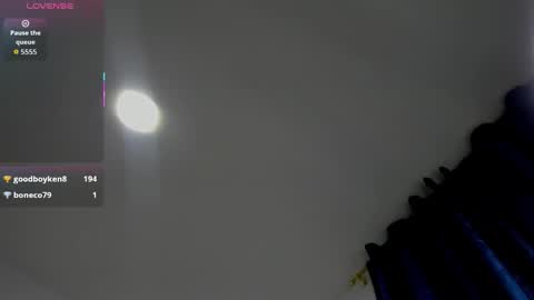 levi ferrer online show from October 15, 2025, 9:15 pm