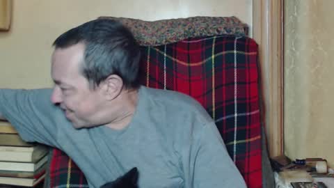 Snapshot of levon48 chatting on January 12, 2025, 1:11 am levon48 online show from January 12, 2025, 1:11 am