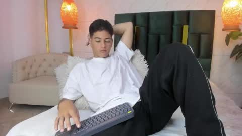 LevySteven online show from November 14, 2025, 5:17 am