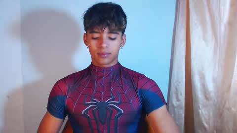 i  am lewis ly EDUARDO MEMDOZA15 online show from February 9, 2026, 4:22 pm