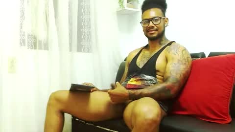 Snapshot of lewisstrong chatting on January 6, 2025, 6:10 pm Lewis Strong online show from January 6, 2025, 6:10 pm