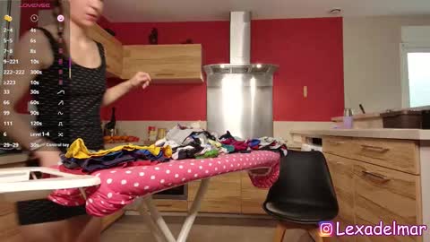 Snapshot of lexa_del_mar chatting on October 8, 2025, 8:12 am Lexa del mar online show from October 8, 2025, 8:12 am