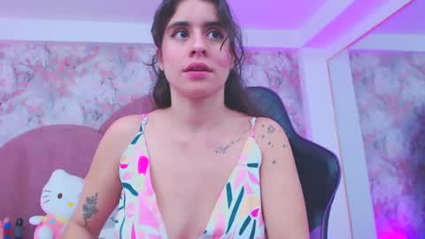 Snapshot of lexaderuso chatting on January 25, 2025, 5:30 pm LexaDeRuso online show from January 25, 2025, 5:30 pm