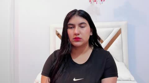 Snapshot of lexi_bloom chatting on April 17, 2026, 11:02 am Gabrielle online show from April 17, 2026, 11:02 am