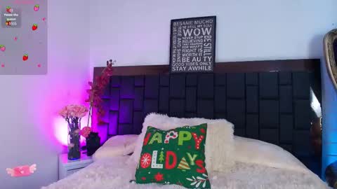 Lexi Howard  online show from November 27, 2025, 4:25 am