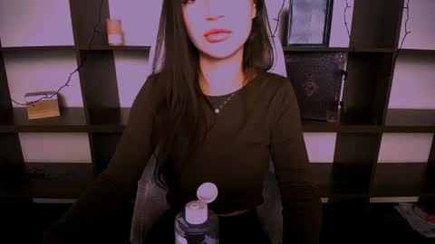 Alexia online show from December 20, 2024, 7:39 pm