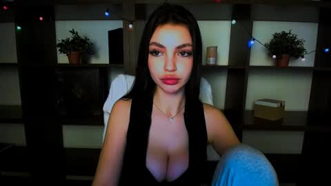 Alexia online show from March 5, 2025, 4:35 pm