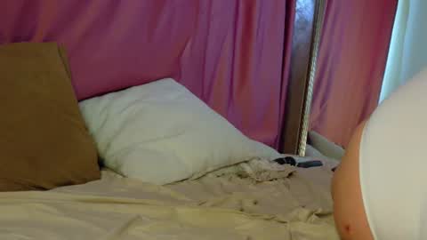 Snapshot of lexi_u_ chatting on July 21, 2026, 4:26 am LEXXY online show from July 21, 2026, 4:26 am