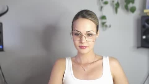 Snapshot of lexie_wild chatting on February 12, 2025, 2:54 pm Lexie online show from February 12, 2025, 2:54 pm