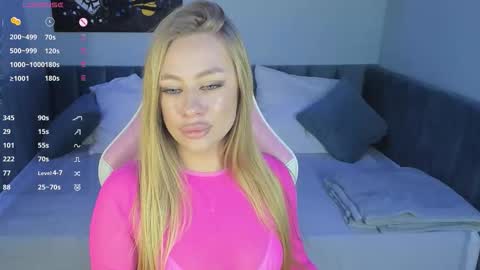 Snapshot of lexie_wow chatting on November 7, 2025, 7:41 am lexie_wow online show from November 7, 2025, 7:41 am