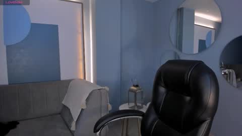 Lexie  online show from October 6, 2025, 6:38 pm