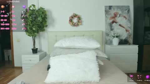 Lexi online show from May 29, 2026, 5:49 am
