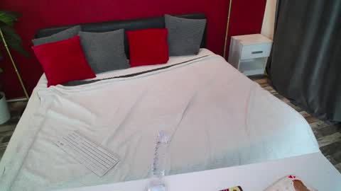 Snapshot of lexiladyx chatting on February 12, 2025, 8:40 pm lexiladyx online show from February 12, 2025, 8:40 pm