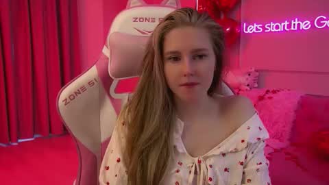 Lexi online show from February 12, 2026, 6:41 am