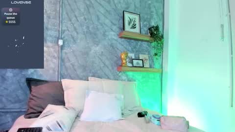 Snapshot of lexxihill chatting on November 2, 2025, 7:05 pm Lexxi Hill online show from November 2, 2025, 7:05 pm