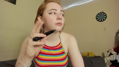 LexxxY online show from June 4, 2026, 6:19 am