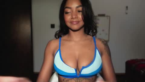 LEXY - Independent account online show from February 11, 2026, 1:49 pm