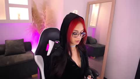 Snapshot of lexy_storm_18 chatting on October 10, 2025, 2:21 am lexy_storm_18 online show from October 10, 2025, 2:21 am